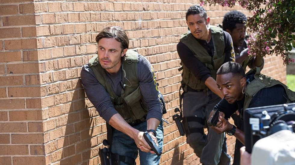 “Triple 9” Is Mediocrity At It’s Most Entertaining